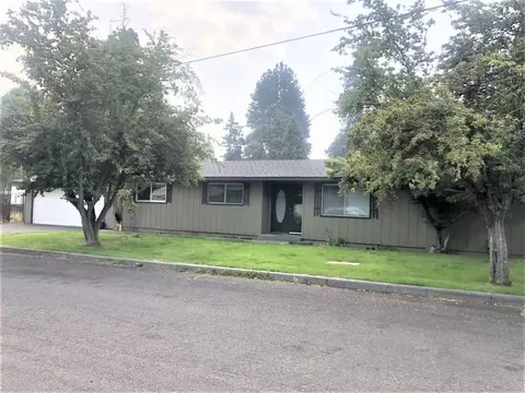 748 NE 9th St, Bend, OR 97701 photo 10