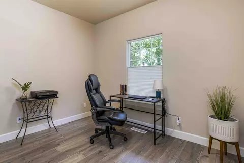 21341 Oakview Dr, Bend, OR 97701 photo 20