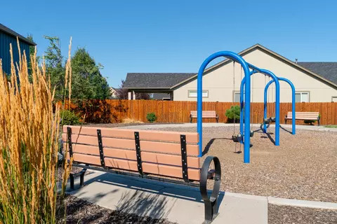 21174 Darnel Ave, Bend, OR 97702 photo 4