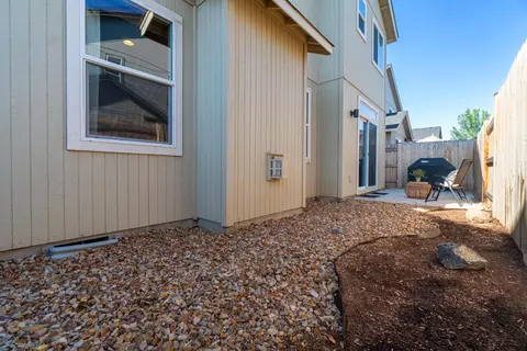 21174 Darnel Ave, Bend, OR 97702 photo 32