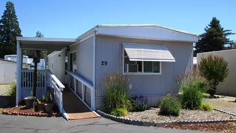 1241 Dowell Rd #29, Grants Pass, OR 97527