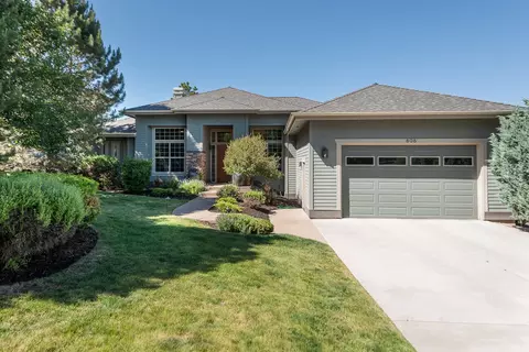 606 NW Powell Butte Loop, Bend, OR 97703