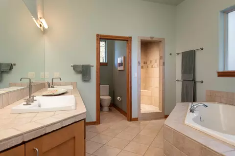 606 NW Powell Butte Loop, Bend, OR 97703 photo 7