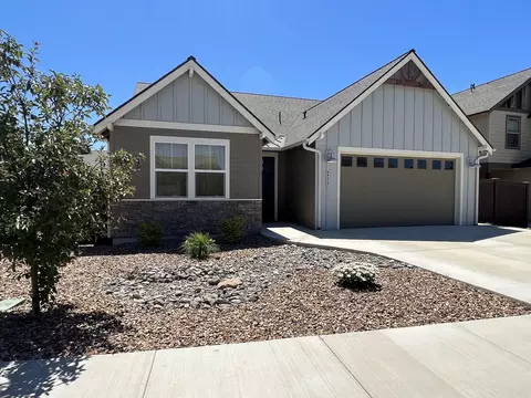 4354 SW Badger Creek Dr, Redmond, OR 97756