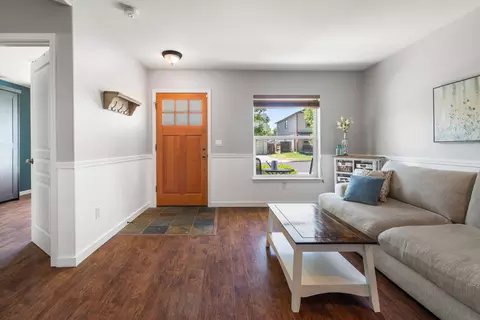 21370 Pecoraro Loop, Bend, OR 97701 photo 2