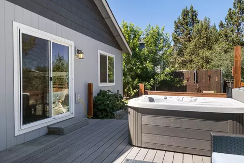 21370 Pecoraro Loop, Bend, OR 97701 photo 25