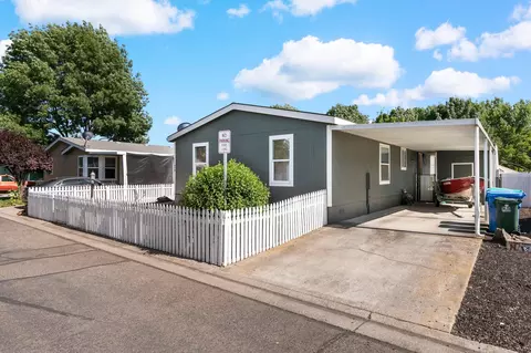 670 Brandi Way, Eagle Point, OR 97524