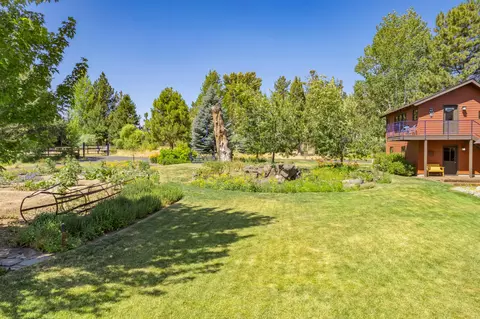 18740 Ridgecrest Rd, Bend, OR 97703 photo 42