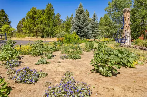 18740 Ridgecrest Rd, Bend, OR 97703 photo 50