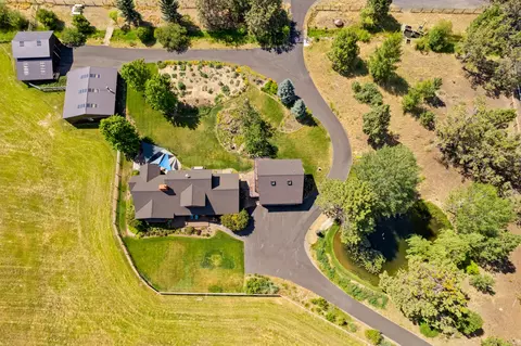 18740 Ridgecrest Rd, Bend, OR 97703 photo 64