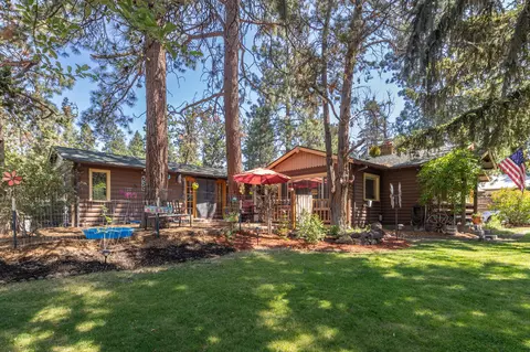 1204 NE 9th St, Bend, OR 97701 photo 3