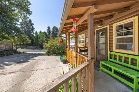 1204 NE 9th St, Bend, OR 97701 photo 35