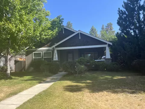 1432 NW Jacksonville Ave NW, Bend, OR 97701