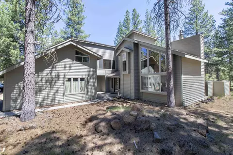 17959 Awbrey Ln #6, Sunriver, OR 97707