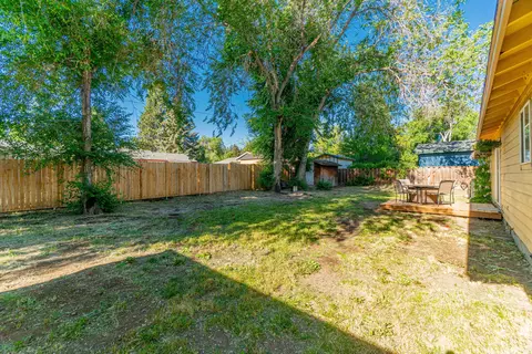 1329 NE Watson Dr, Bend, OR 97701 photo 21