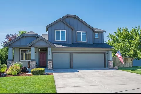 2941 SW 50th Ct, Redmond, OR 97756