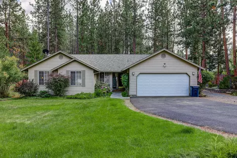19631 Poplar St, Bend, OR 97702