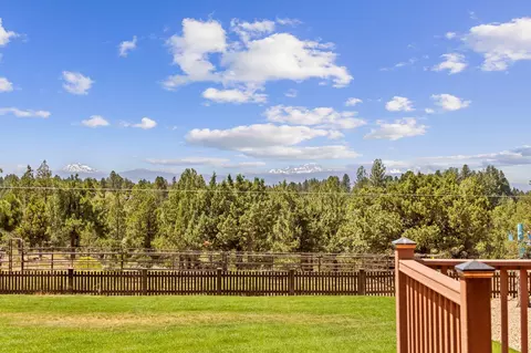 60177 Stirling Dr, Bend, OR 97702 photo 29