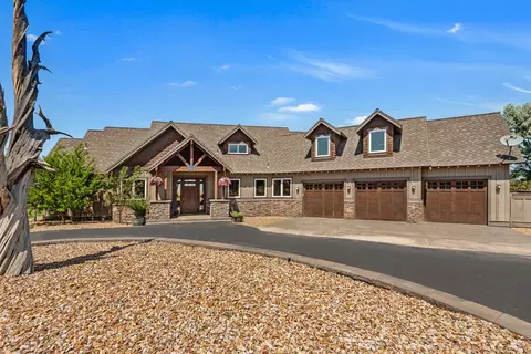14697 SW Emily Ln, Powell Butte, OR 97753