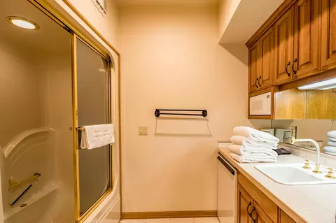 57054 Peppermill Cir #28-D, Sunriver, OR 97707 photo 8