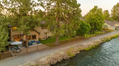 61165 Ridgewater Loop, Bend, OR 97702 photo 4