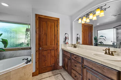 61165 Ridgewater Loop, Bend, OR 97702 photo 23