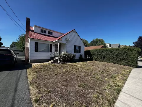 1655 Portland St, Klamath Falls, OR 97601