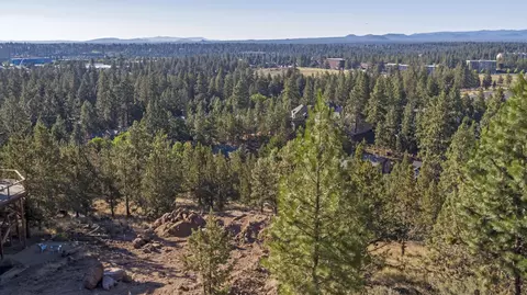1769 SW Troon Ave, Bend, OR 97702 photo 5