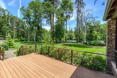 3446 Rogue River Dr, Eagle Point, OR 97524 photo 7