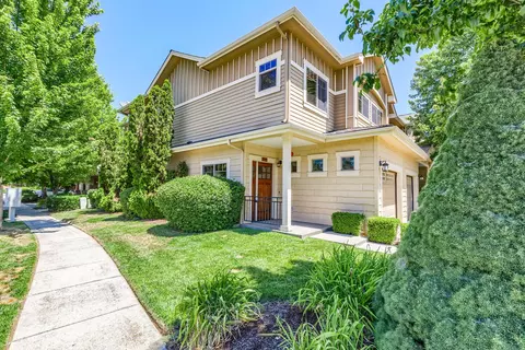 1722 SE Kids Way, Grants Pass, OR 97526