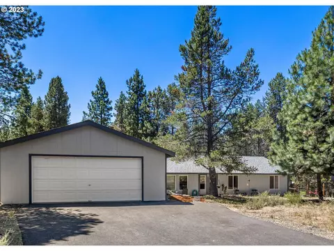 55475 Gross Dr, Bend, OR 97707 photo 3