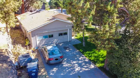 1740 NE Cackler Ln, Bend, OR 97701