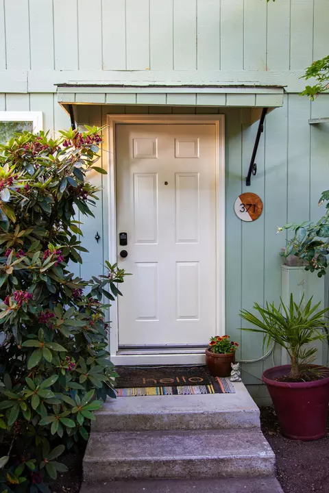 371 Glenn St, Ashland, OR 97520