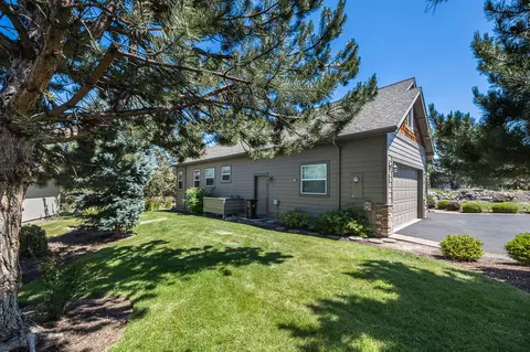 706 Nutcracker Dr, Redmond, OR 97756 photo 25
