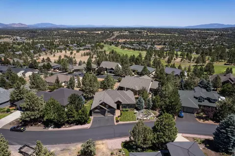 706 Nutcracker Dr, Redmond, OR 97756 photo 32