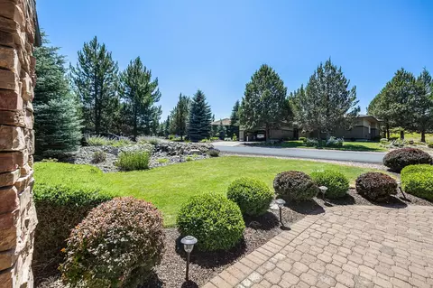 706 Nutcracker Dr, Redmond, OR 97756 photo 27