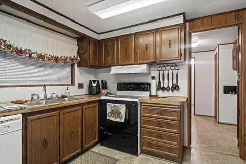 449 Addison Ln, Cave Junction, OR 97523 photo 12