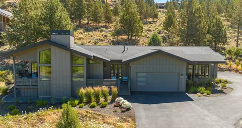 2265 NW Putnam Rd, Bend, OR 97703