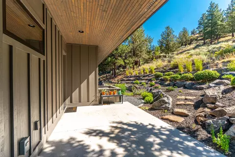 2265 NW Putnam Rd, Bend, OR 97703 photo 38