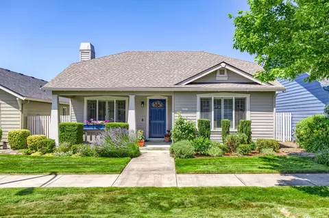 3337 Hidden Springs Dr, Medford, OR 97504