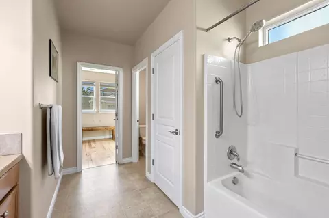 60951 Garrison Dr, Bend, OR 97702 photo 11