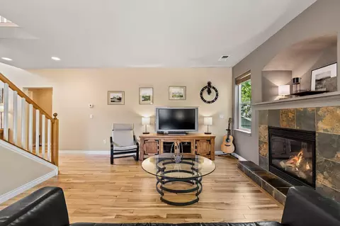 60951 Garrison Dr, Bend, OR 97702 photo 14