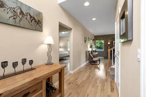 60951 Garrison Dr, Bend, OR 97702 photo 4