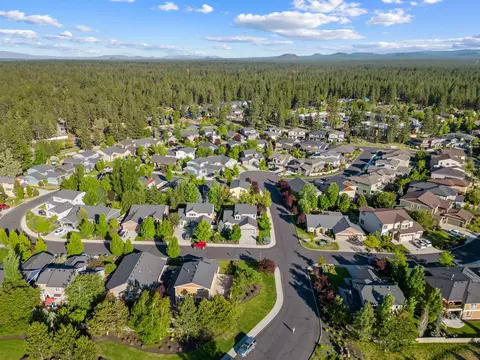 60951 Garrison Dr, Bend, OR 97702 photo 34