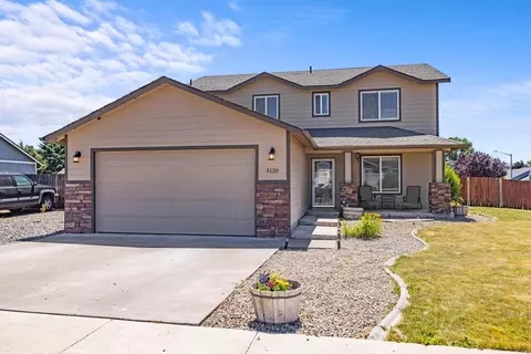 5120 Regency Dr, Klamath Falls, OR 97603