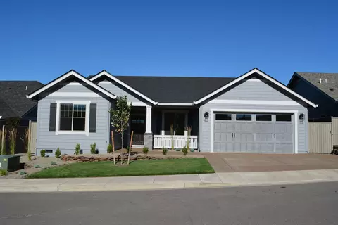 761 Sonoma Ct, Medford, OR 97504