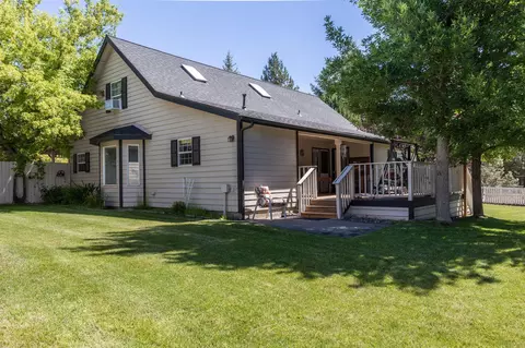 65105 85th Pl, Bend, OR 97703 photo 35