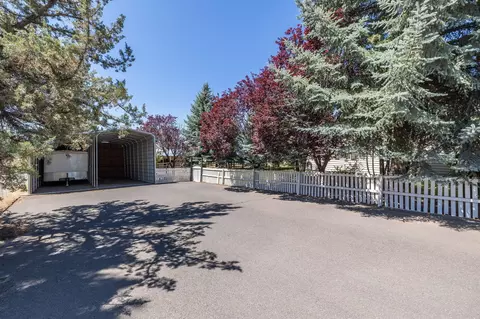 65105 85th Pl, Bend, OR 97703 photo 5