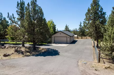 65105 85th Pl, Bend, OR 97703 photo 6