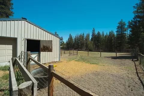 52276 Lechner Ln, La Pine, OR 97739 photo 65